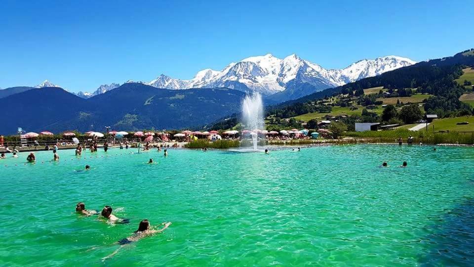 Le Floralp Aparthotel Combloux Exteriör bild